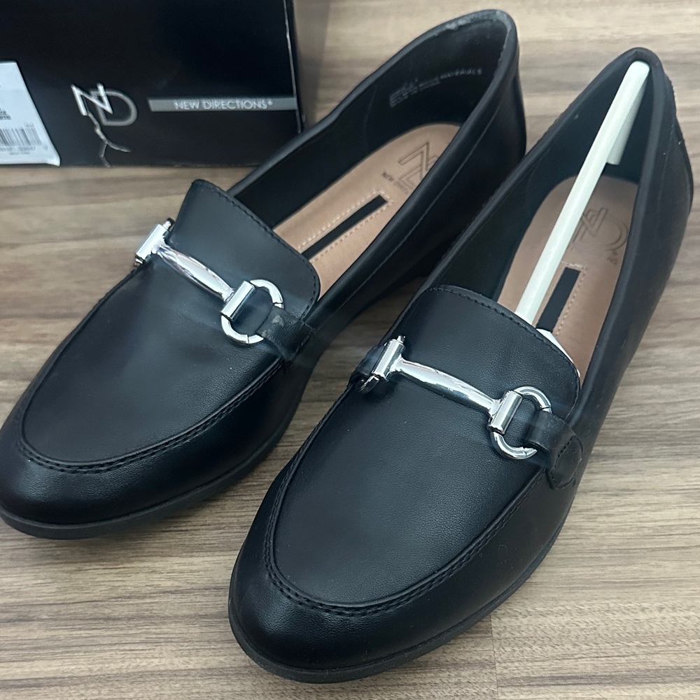New Directions Black Loafers with Silver Accent